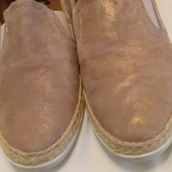 Umberto Raffini Wynne Slip On Champagne Crackled Size 8. Casual - Picture 2 of 7